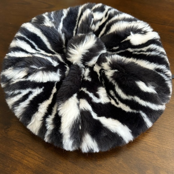 Mudd Zebra Print Kids Hat - Black and White - Picture 5 of 5